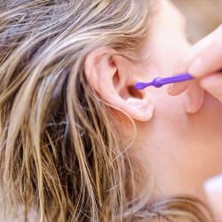 Nettoyeur d'oreilles écologiques biosourcé, rouge - Lamazuna