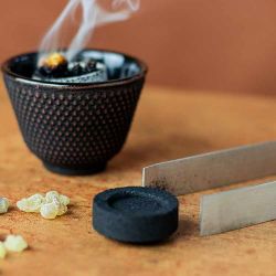 Aktivkohletabletten für die Harzdiffusion - Encens du monde