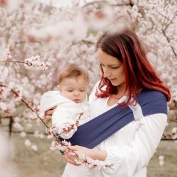  HOP'LA, Le porte-bébé d'appoint - Facile à installer et léger, dès 6 mois - Marine, Taille MOD - NéoBulle