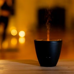 Diffusore di oli essenziali a ultrasuoni, Zoe nero - Luce ambra - Stadler Form