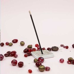 Encens précieux KARIN du Japon, Rubis "sans fumée" (porte encens inclus) - 40x 30min. - Les Encens du monde