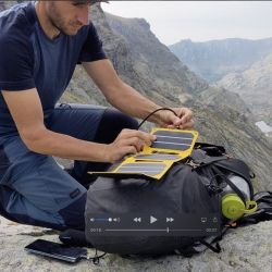 Caricatore solare ad alta efficienza - Robusto, pieghevole e impermeabile - SUNMOOVE 6,5W - Brother Solar