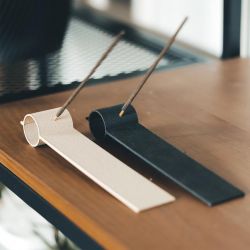 Räucherstäbchenhalter aus Holz und Stärke 3D-Druck - Enkei, Goldkiefer - COPO Design