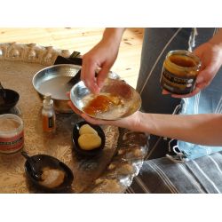 Schwarze kosmetische Bio-Seife "Pure Olive" (in Paste) - 200g - Karawan