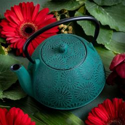 Teekanne aus Gusseisen, HANAMI smaragdgrün, mit Edelstahlfilter - 1,2 Liter - Aromandise