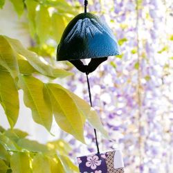 Japanisches Windspiel aus Gusseisen, Berg Fuji - Dunkelgrün, verziert - 1 St. - Aromandise