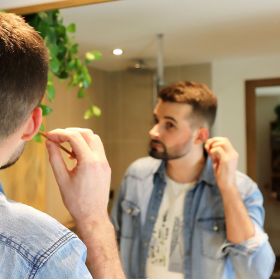 Nettoyeur d'oreilles en bois de hêtre français "Oriculi" - Lamazuna