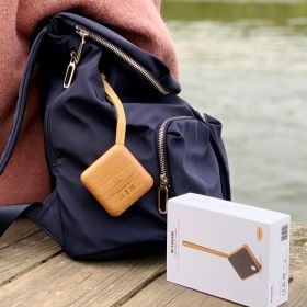 Haut-parleur de poche MI Square Bluetooth écoconçu en bois de Cerisier - Gingko Design