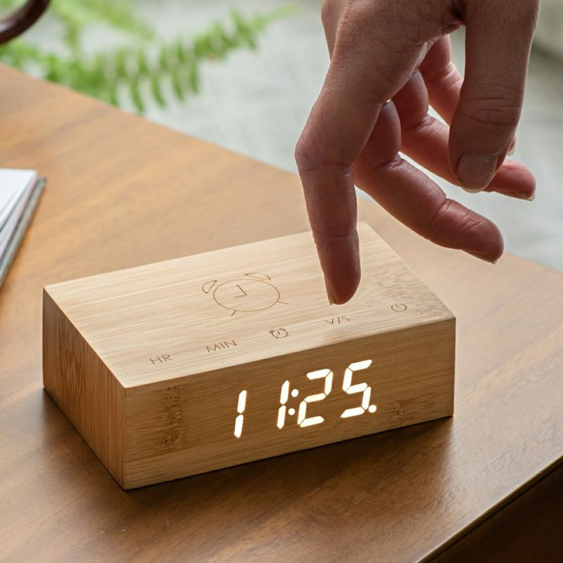 Horloge écoconçue Flip Click Clock en Bamboo - Gingko Design