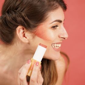 Blush stick (fard) - 100% naturale, biologico e vegano - N°843, Corallo iridescente - Zao
