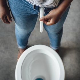 Pisse-debout réutilisable en bioplastique, Phosphorescent - Pissedebout