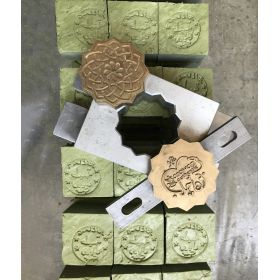 Sapone di Aleppo profumato "Jenjis", con note balsamiche e legnose - 100g - Karawan