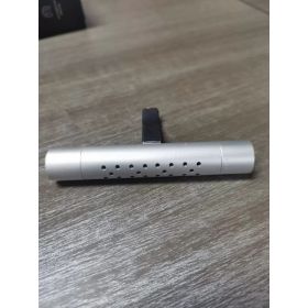 Diffusore di oli essenziali in alluminio per auto, L'elegante EVALIA - Innobiz