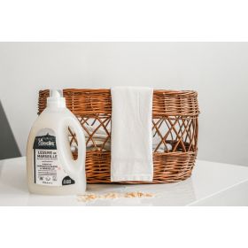 Detersivo liquido BIO di Marsiglia a base di scaglie di sapone di Marsiglia - 1,5L (30 lavaggi) - La Corvette