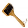 Brosse de toilettage éco-responsable pour chiens et chats en bois de hêtre FSC - La Droguerie Ecologique