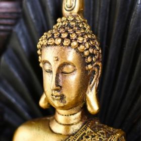 Statuette - "Buddha Sanci", ein vergoldeter Buddha in Meditationshaltung - 13 cm hoch - Zen'Light