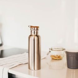 Bottiglia isotermica in acciaio inox con tappo in bambù - MOD - Bambaw